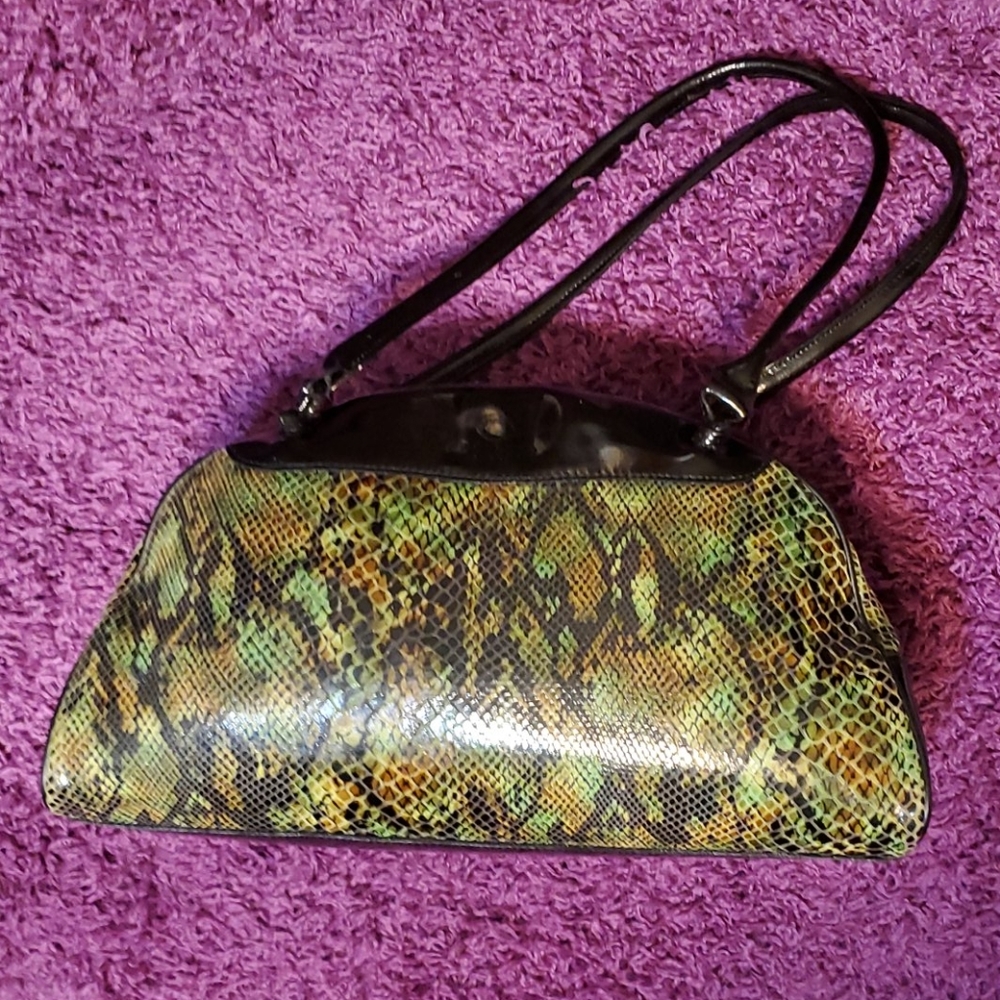 Kesslord Ladies Bag - Picture 12 of 16